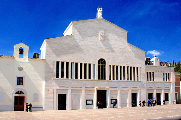 1padre-pio-san-giovanni-rotondo