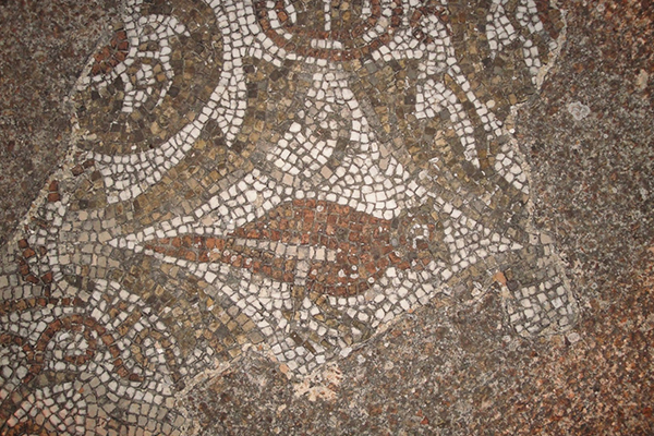 Basilica-S.Leucio.Mosaico.15